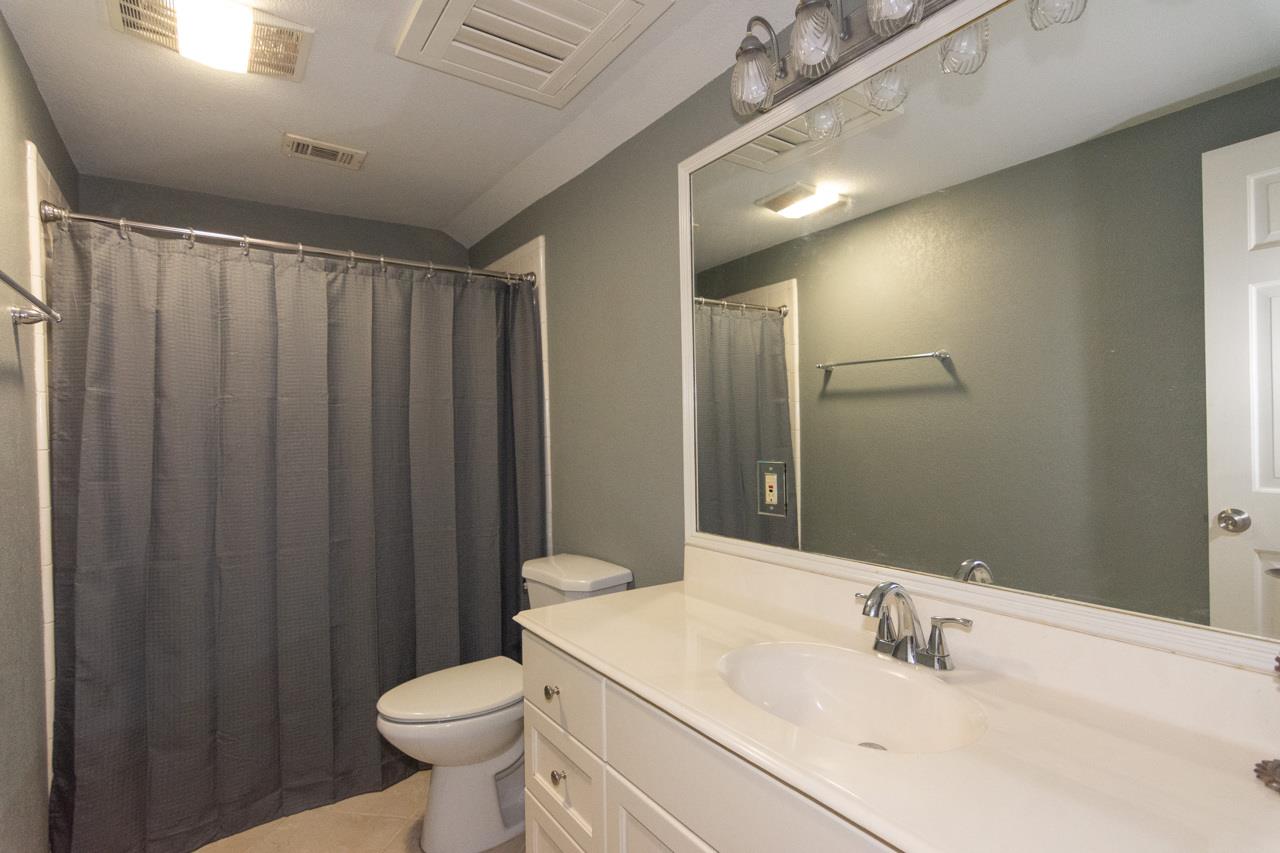 1404 Pearl Cv Property Photo 26