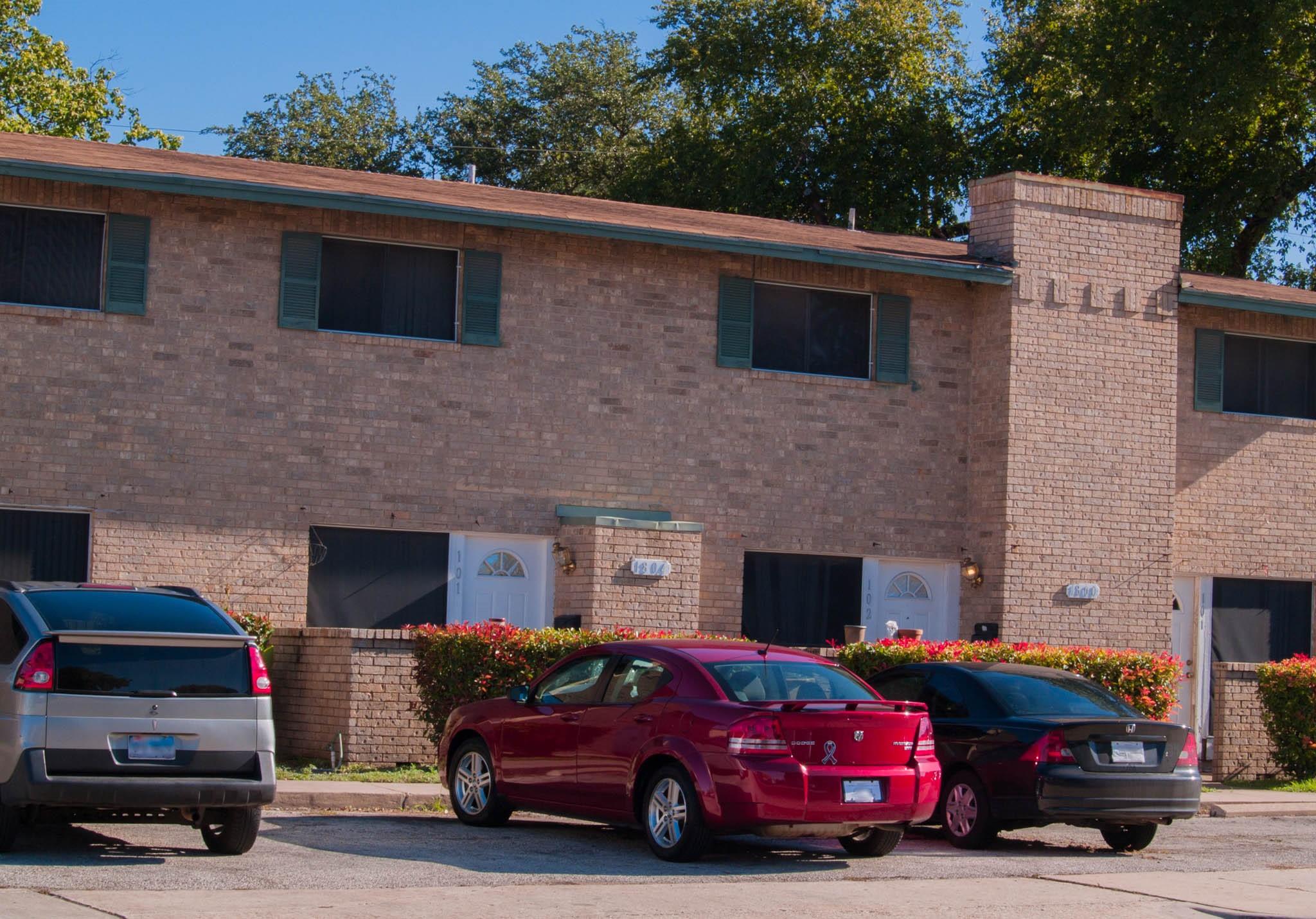 1745 Wooten Park Dr #101 Property Photo 3