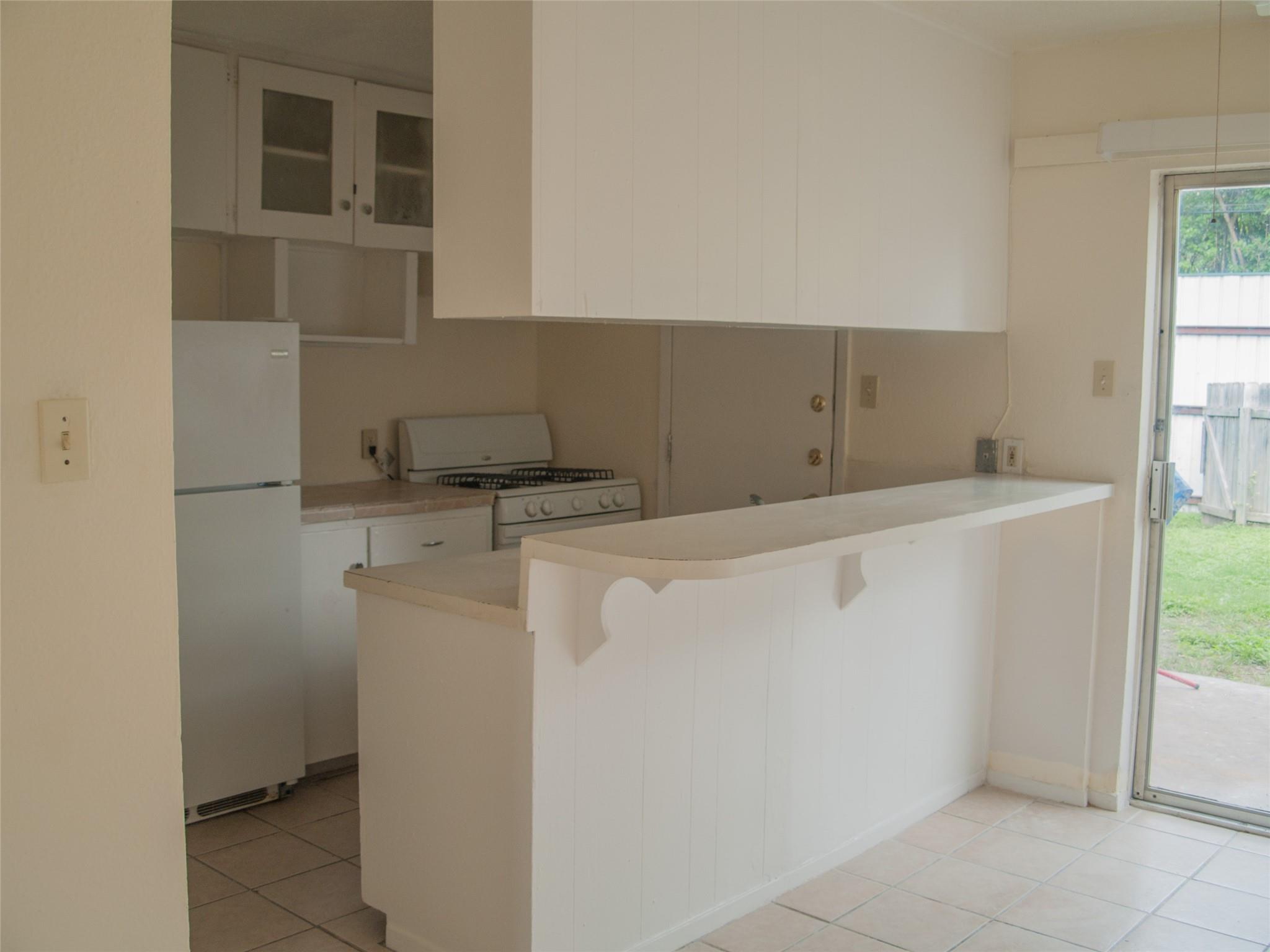 1745 Wooten Park Dr #101 Property Photo 7