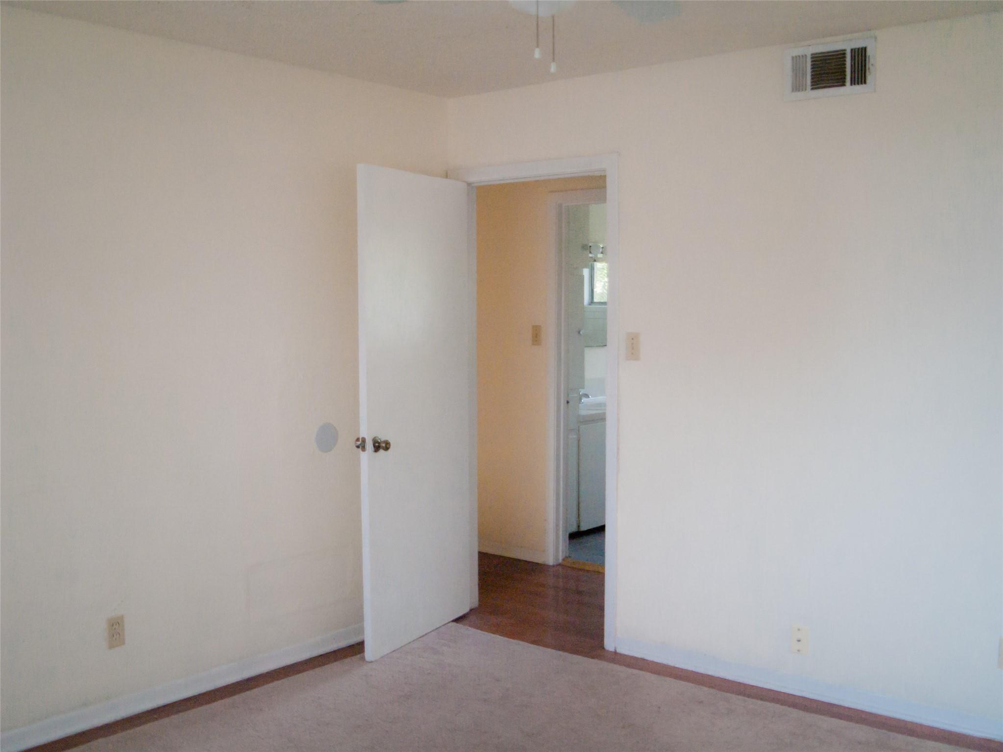1745 Wooten Park Dr #101 Property Photo 14