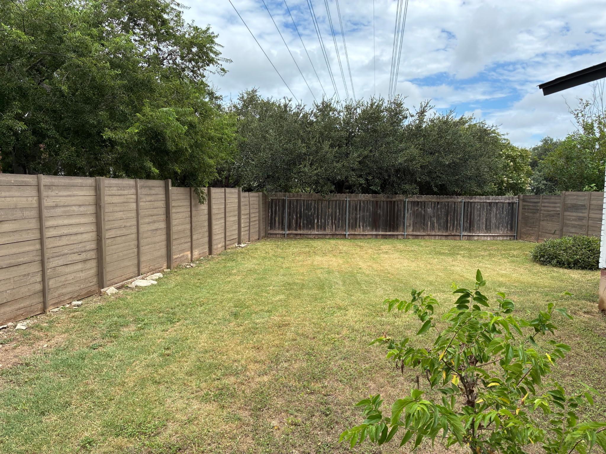 6706 Circle S Rd #b Property Photo 4