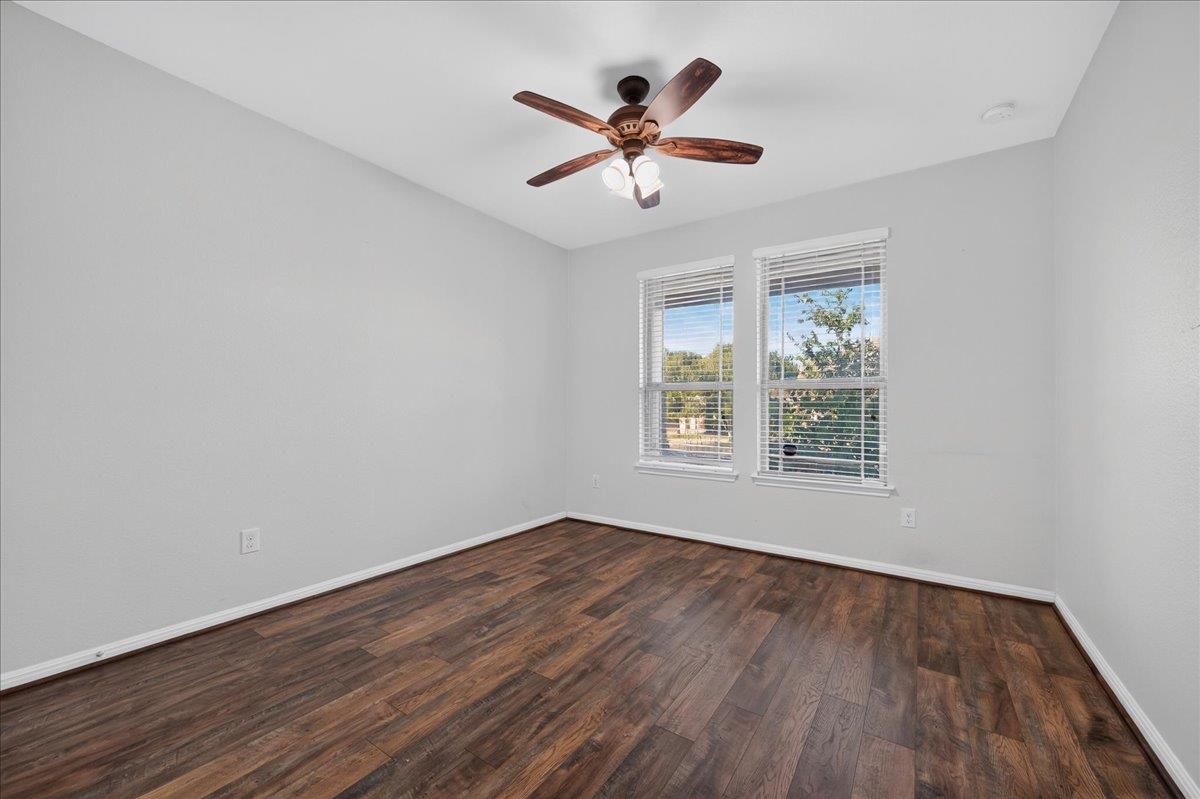 617 Cortona Ln Property Photo 22