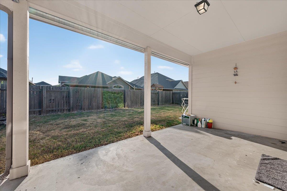 617 Cortona Ln Property Photo 27