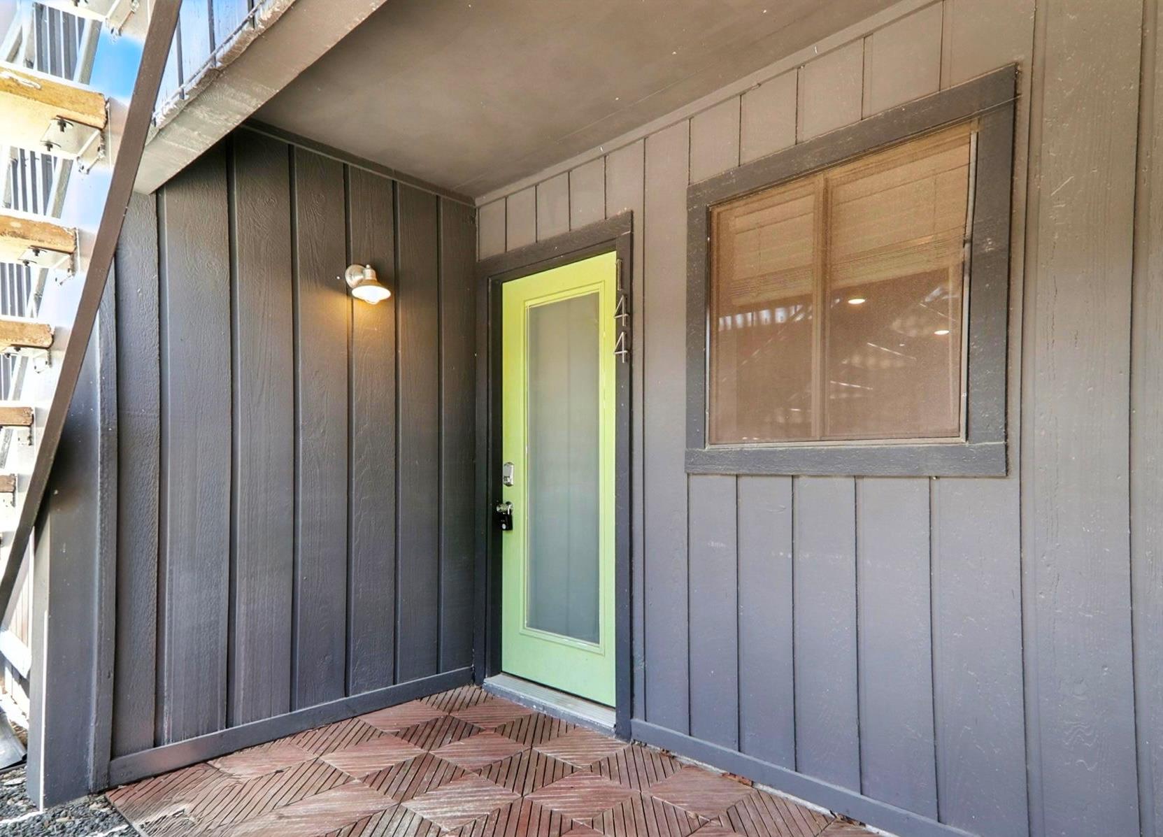 909 Reinli St #144