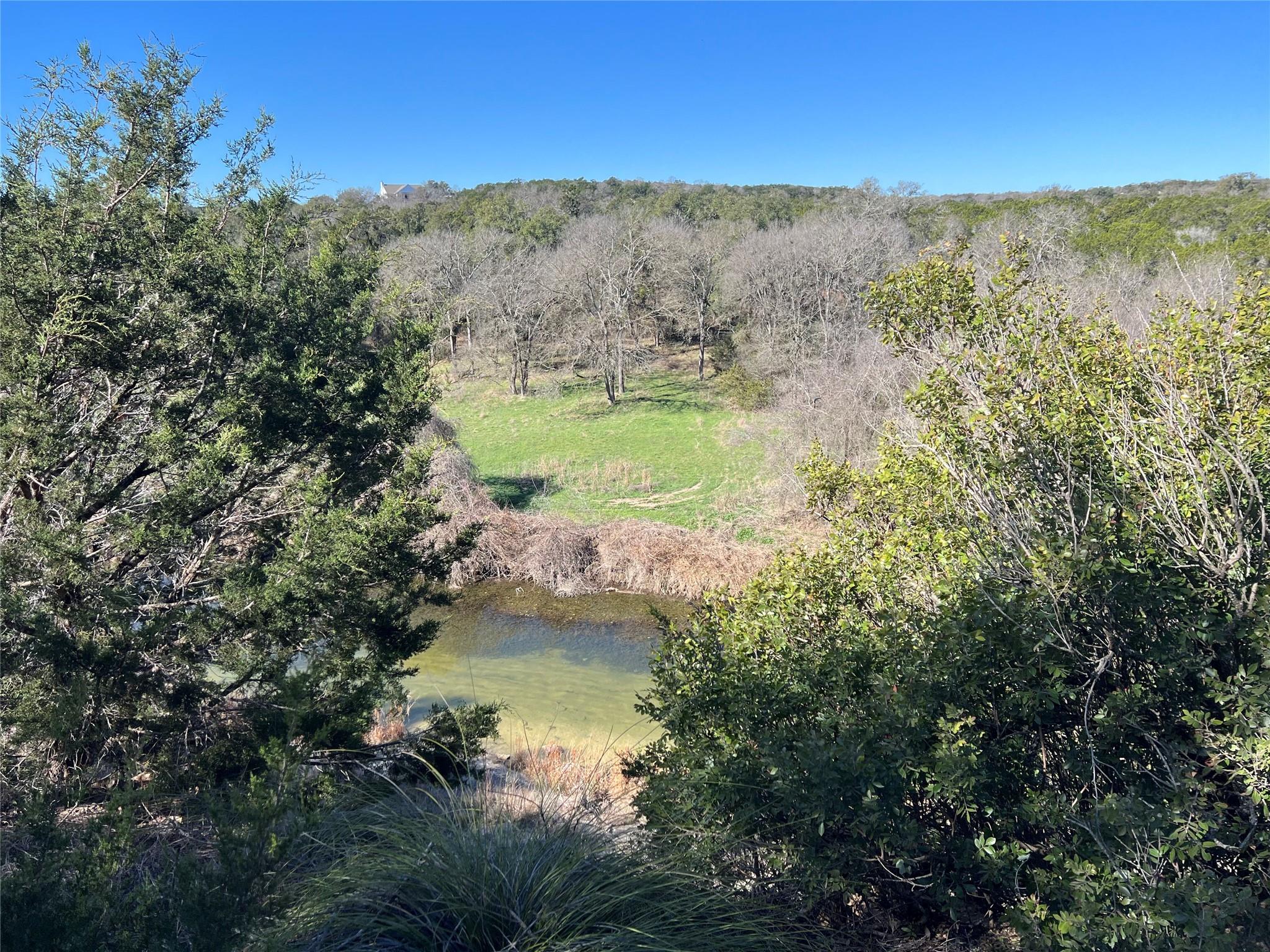 555 River Run Property Photo 18