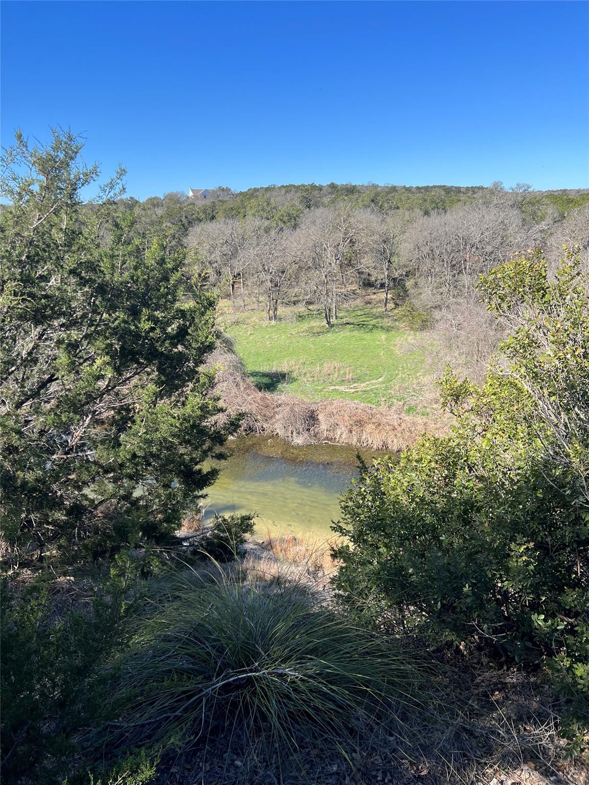 555 River Run Property Photo 19