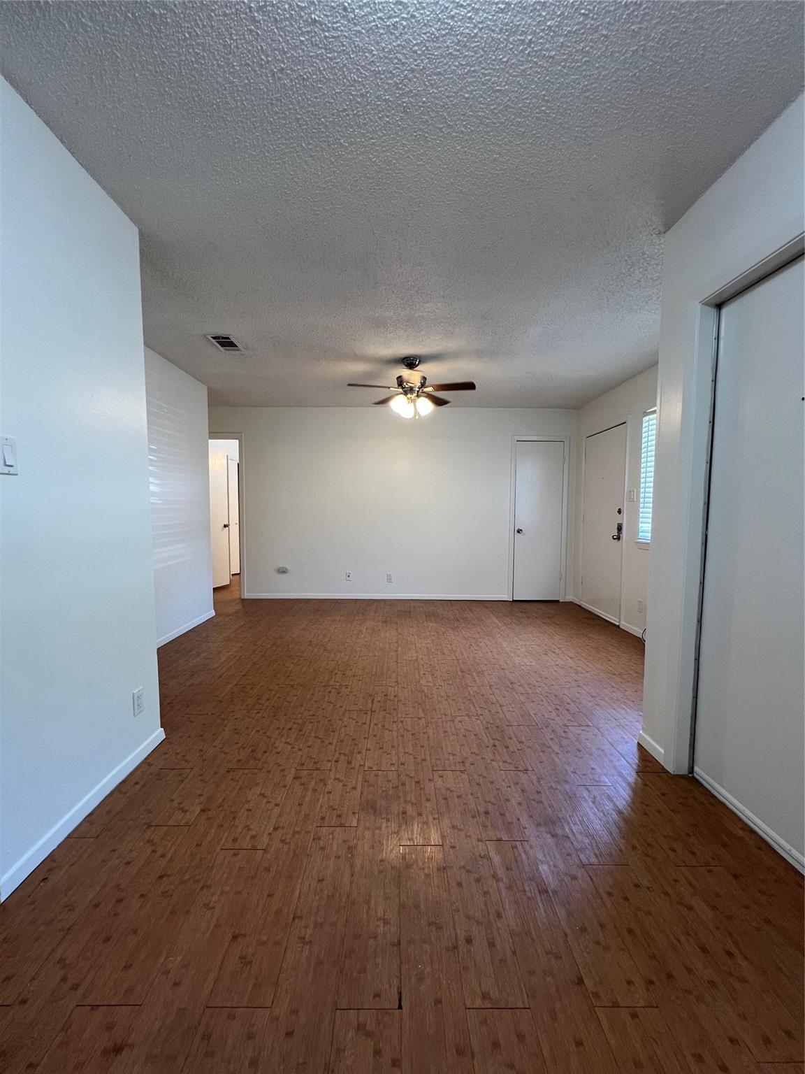 3403 Willowrun Cv #b Property Photo 8