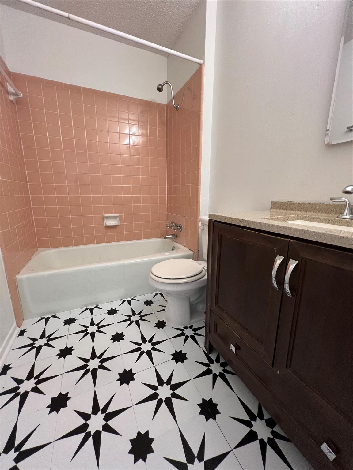 3403 Willowrun Cv #b Property Photo 10