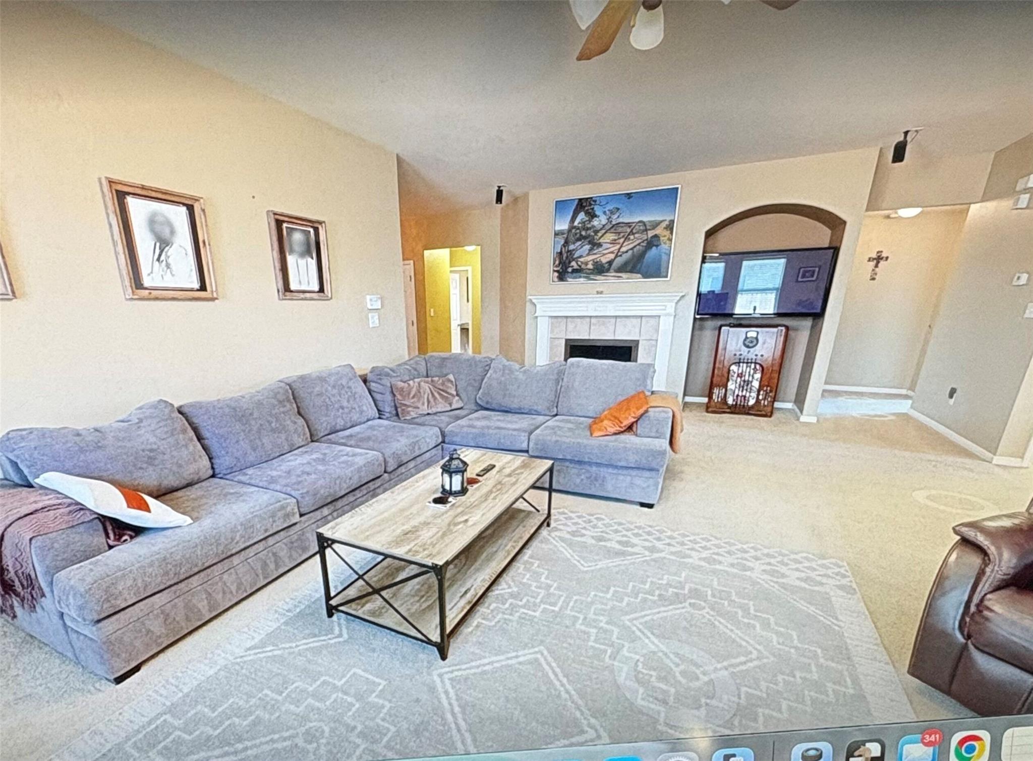 320 Creek Ridge Ln Property Photo 6