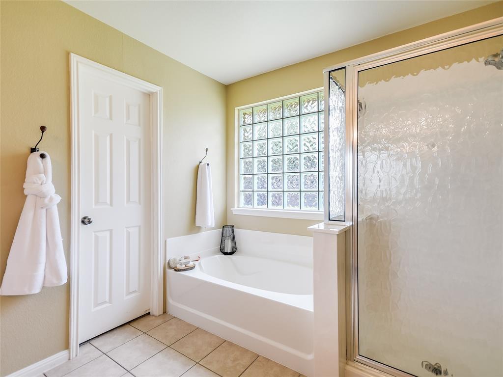320 Creek Ridge Ln Property Photo 12
