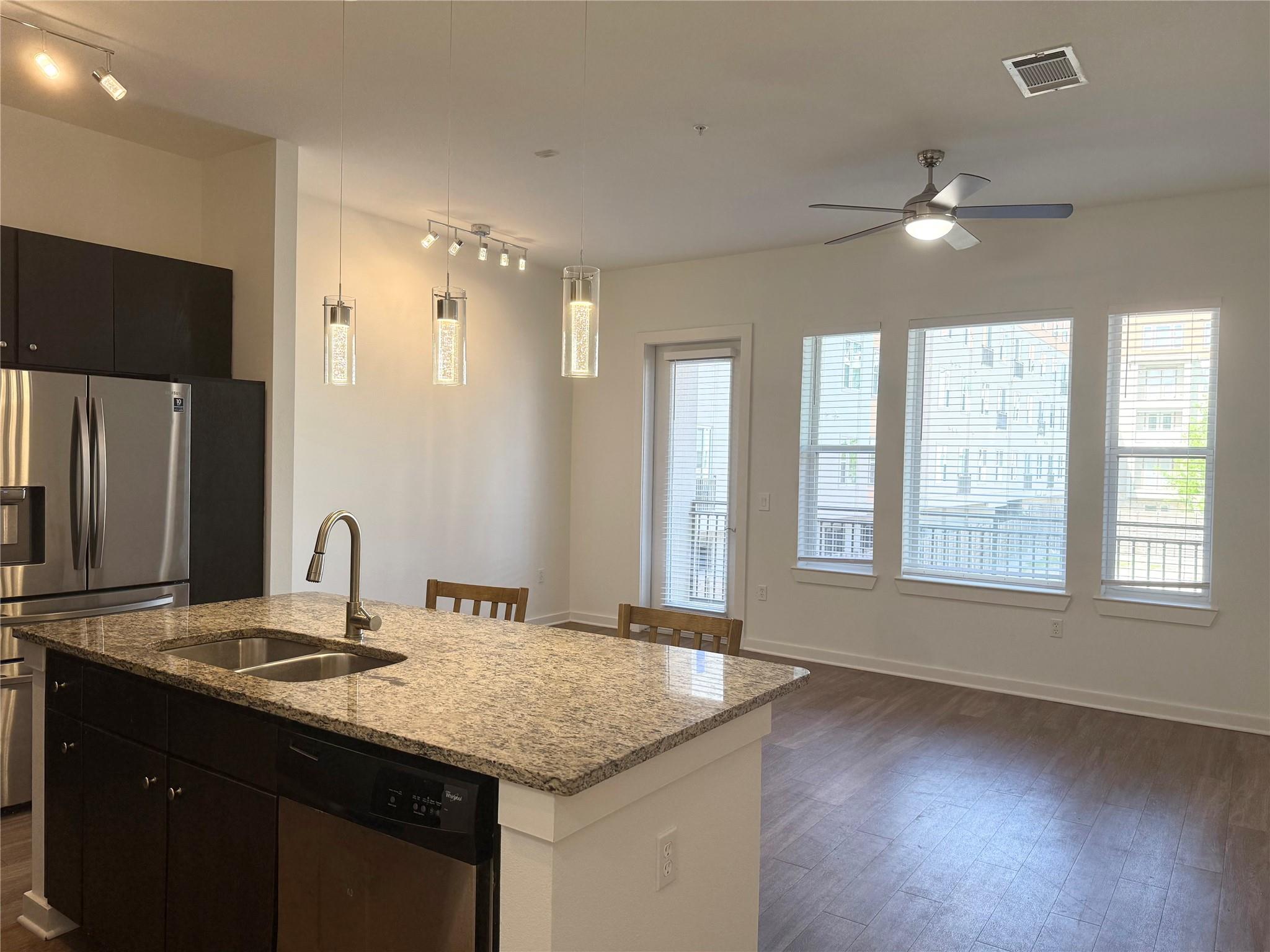 1900 Barton Springs Rd 2009 Property Photo 3