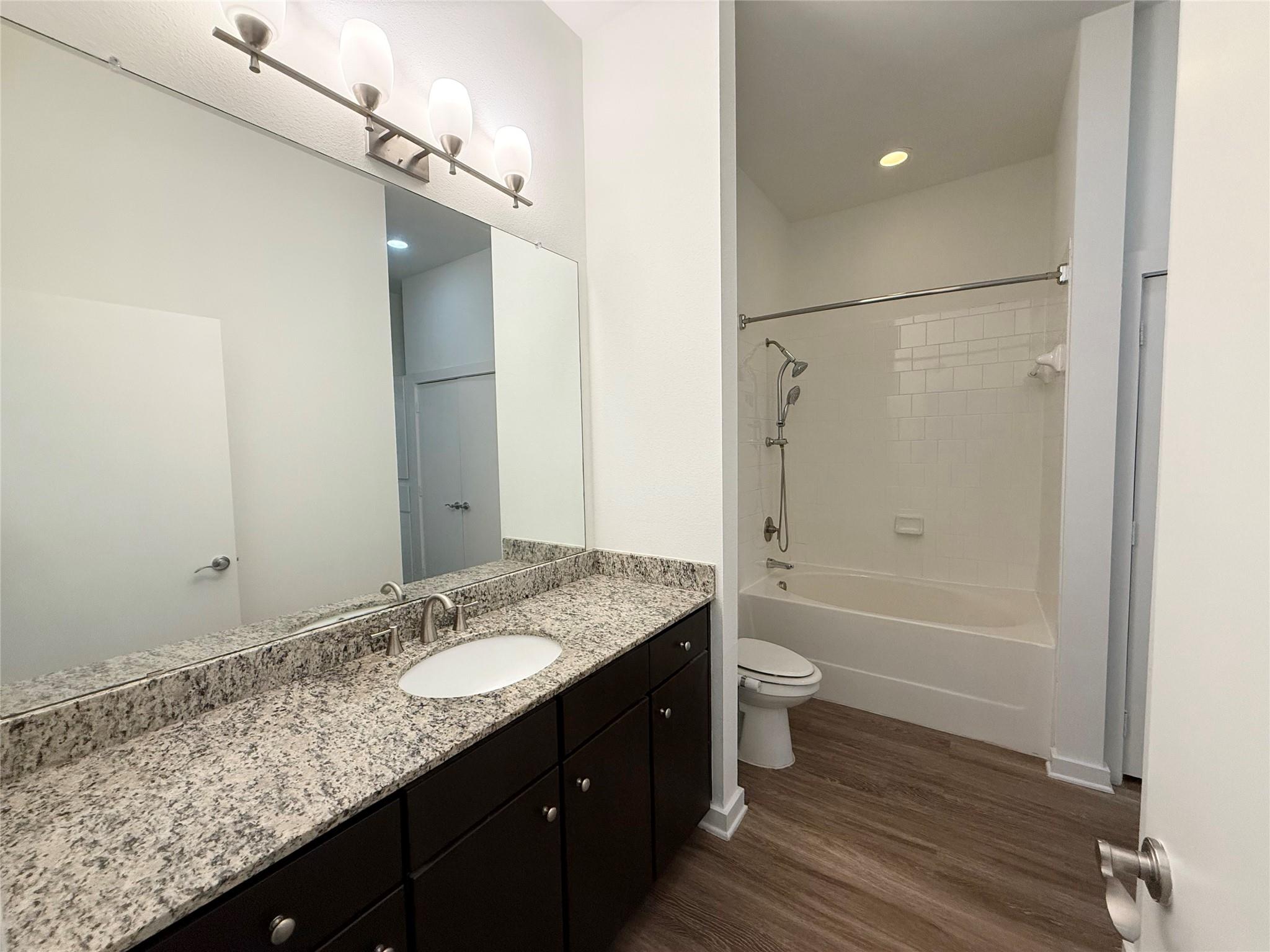 1900 Barton Springs Rd 2009 Property Photo 11