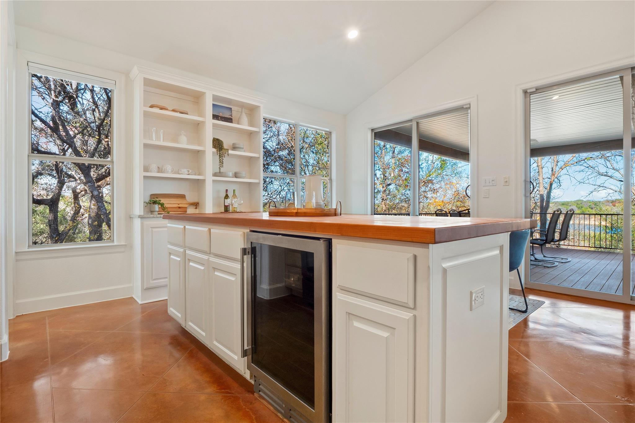 25400 Cove Dr Property Photo 14
