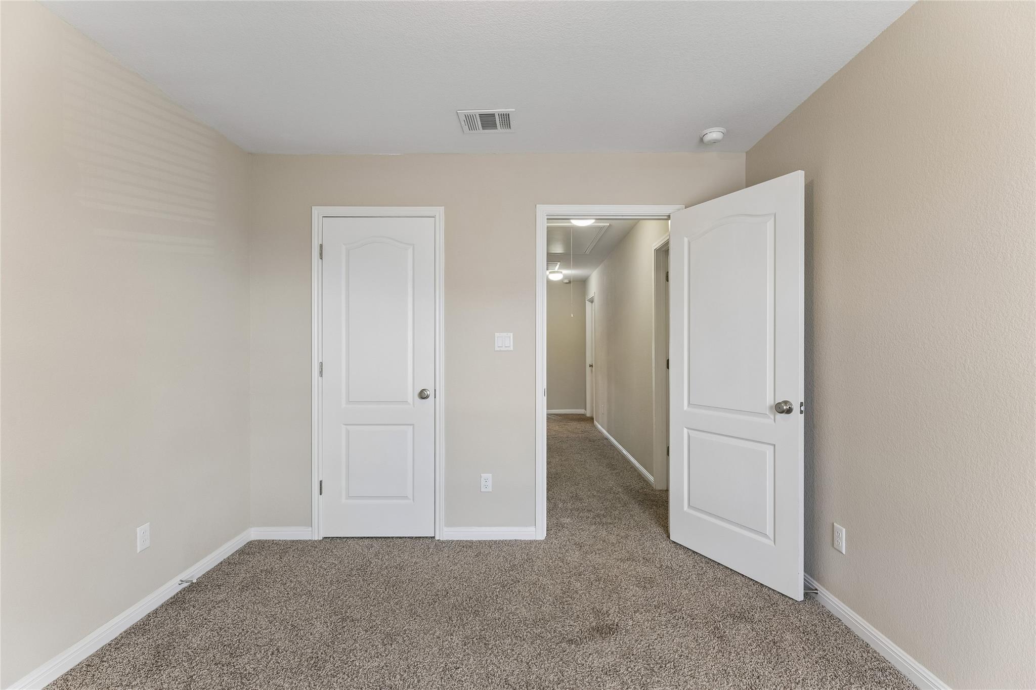 733 Coconut Grove St Property Photo 19