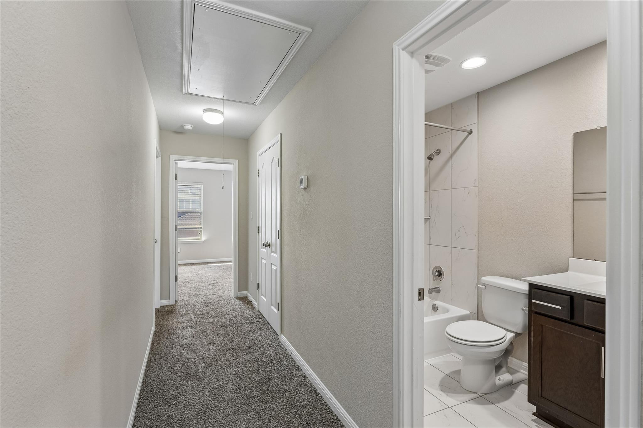 733 Coconut Grove St Property Photo 22