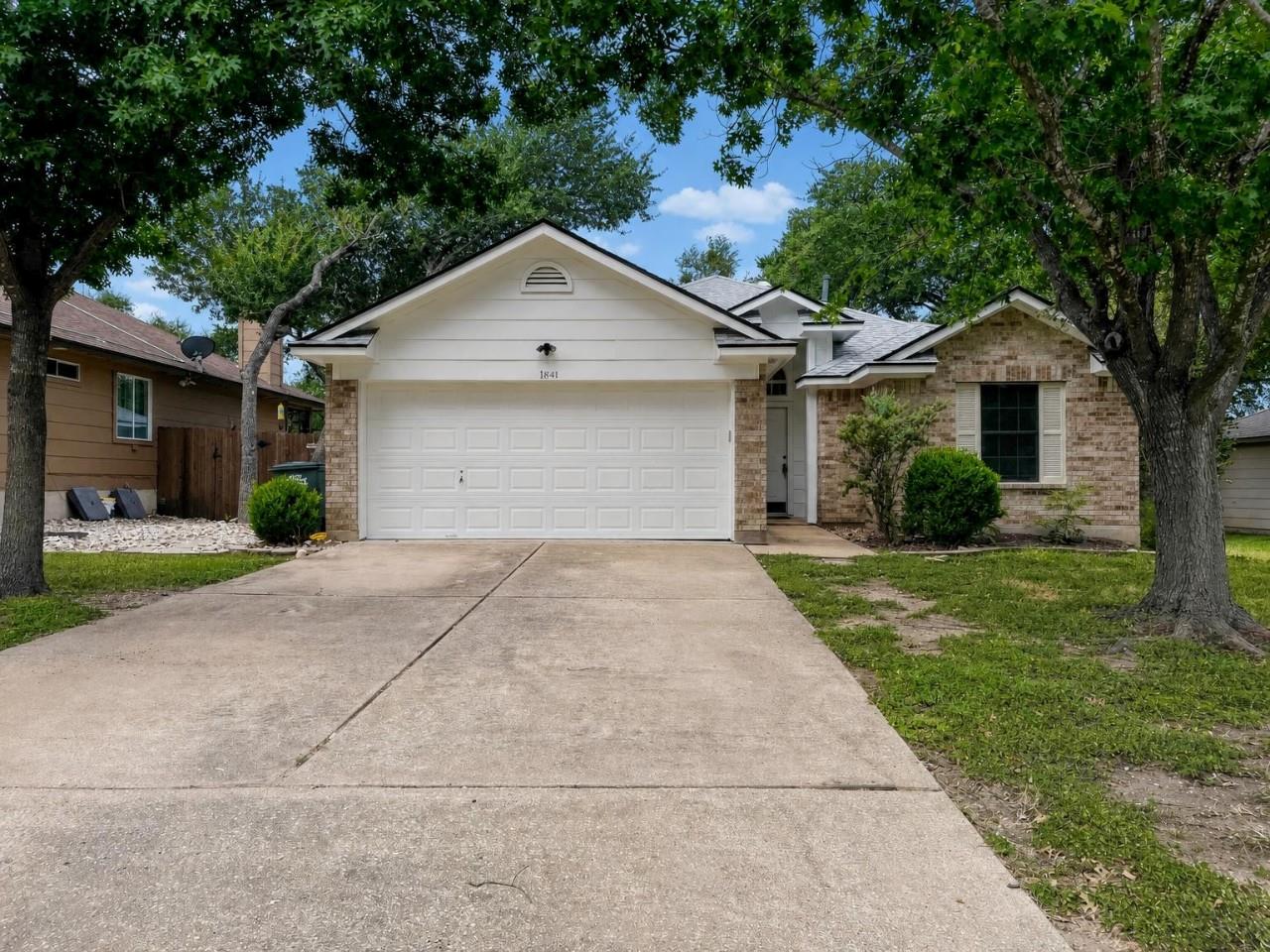 1841 Greening Way Property Photo 4