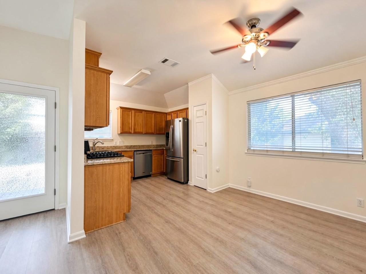 1841 Greening Way Property Photo 5