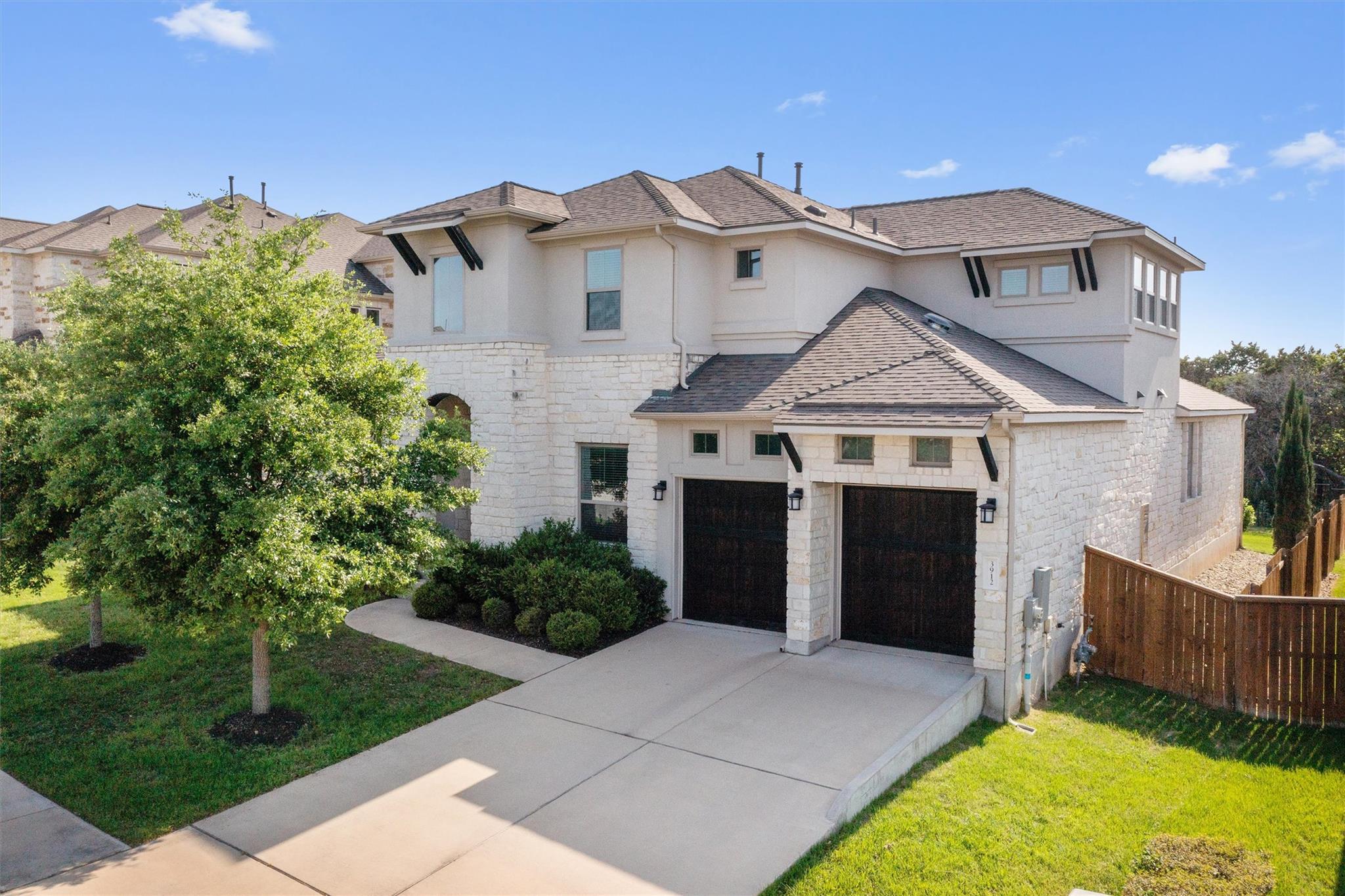 3912 Logan Ridge Dr Property Photo