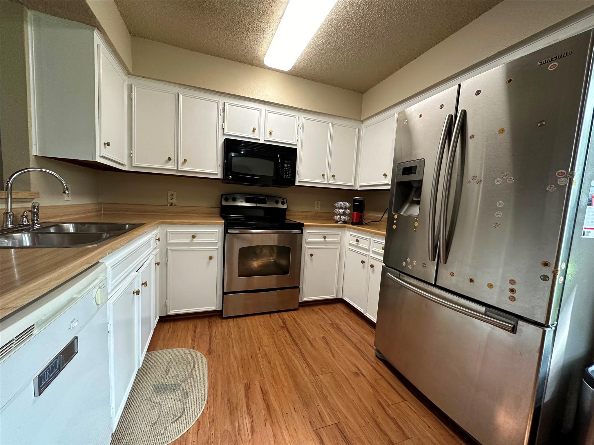 10616 Mellow Meadows Dr #13-a Property Photo 6