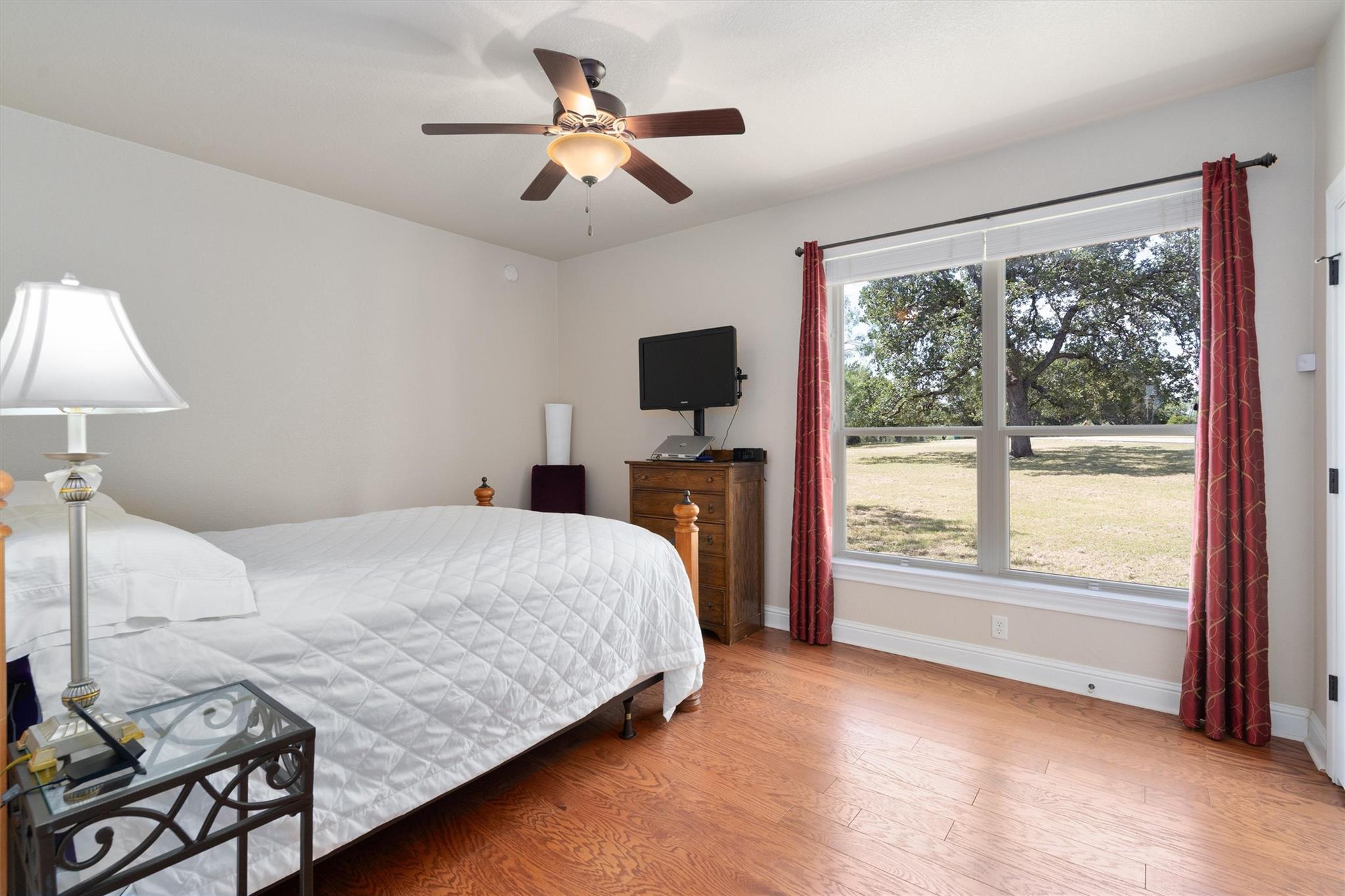 120 Oak Meadow Trl Property Photo 24