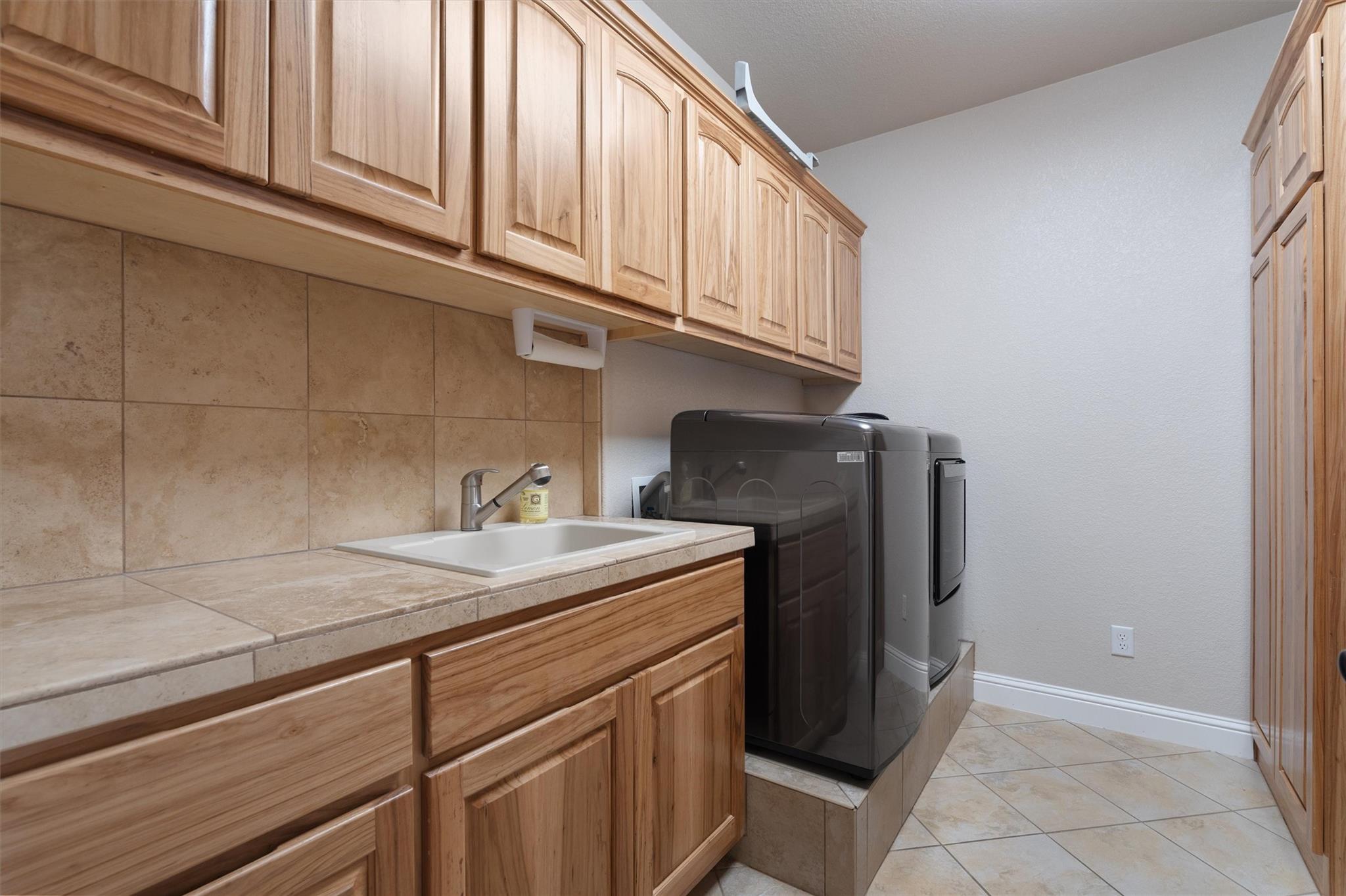 120 Oak Meadow Trl Property Photo 26