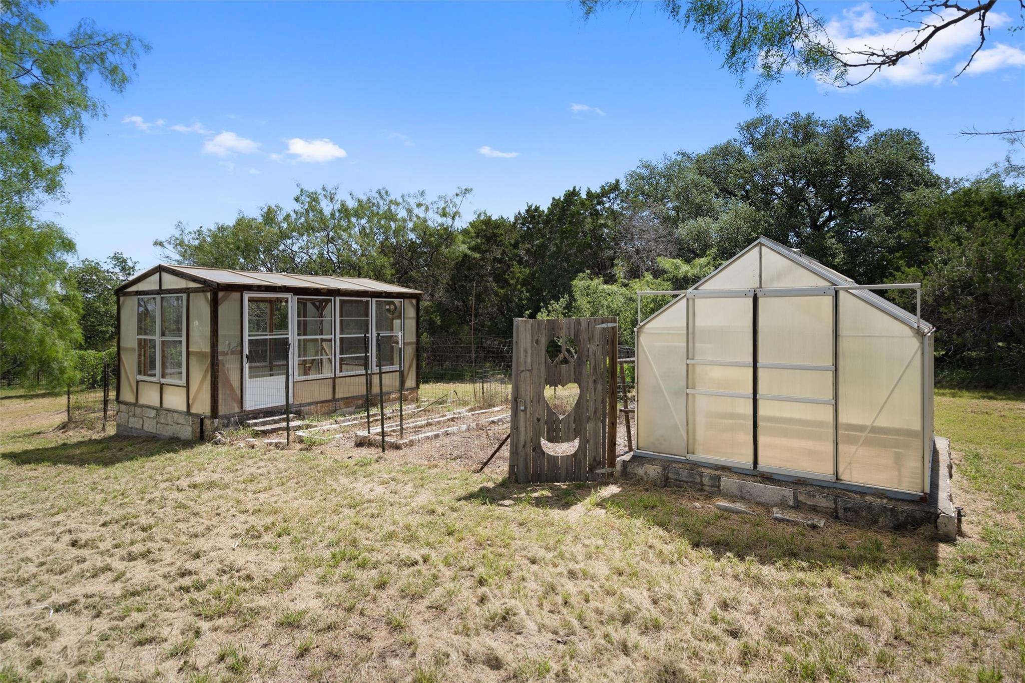 120 Oak Meadow Trl Property Photo 32