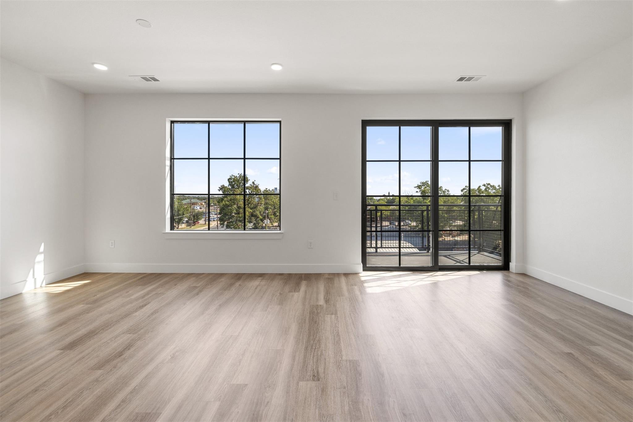 4315 S Congress Ave #428 Property Photo 8
