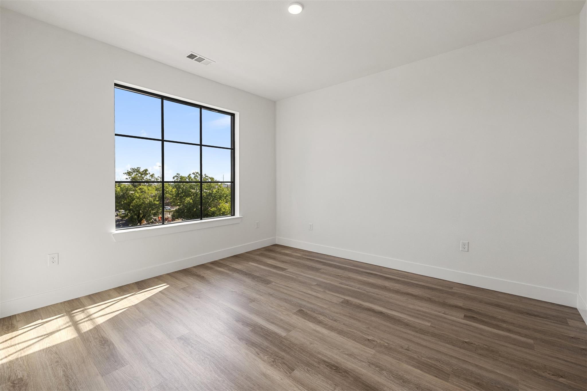 4315 S Congress Ave #428 Property Photo 11