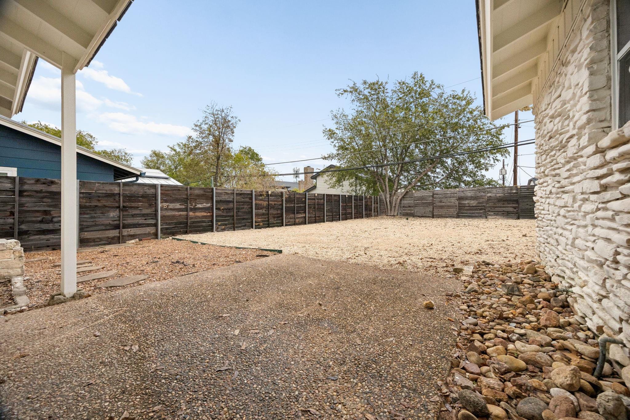 8505a Spearman Dr Property Photo 21