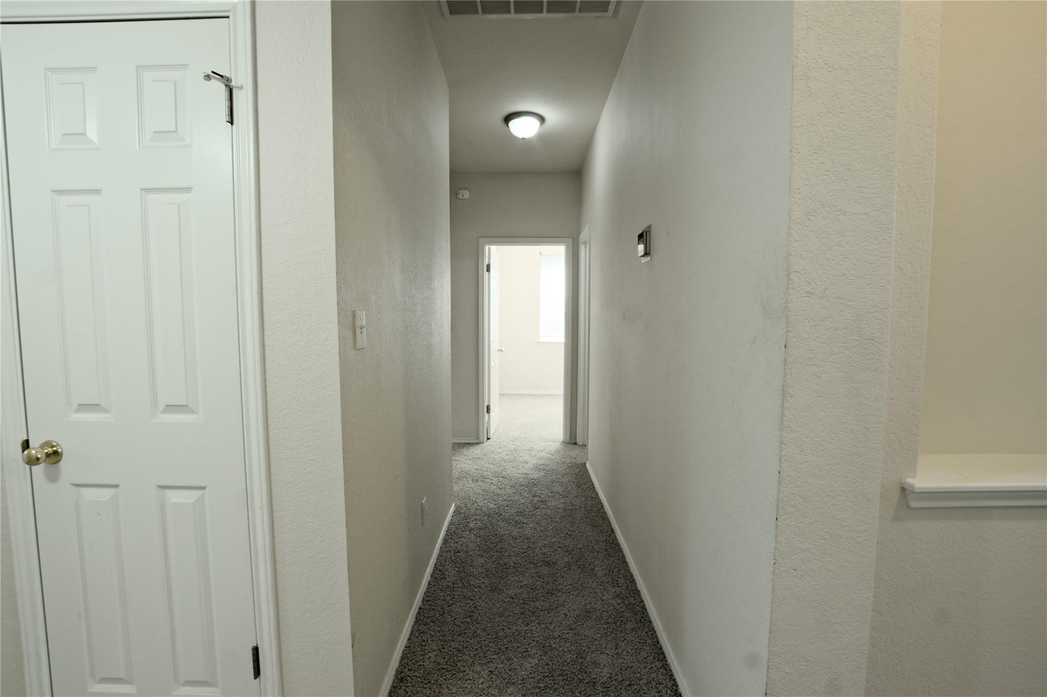 704 Thrush Dr Property Photo 13