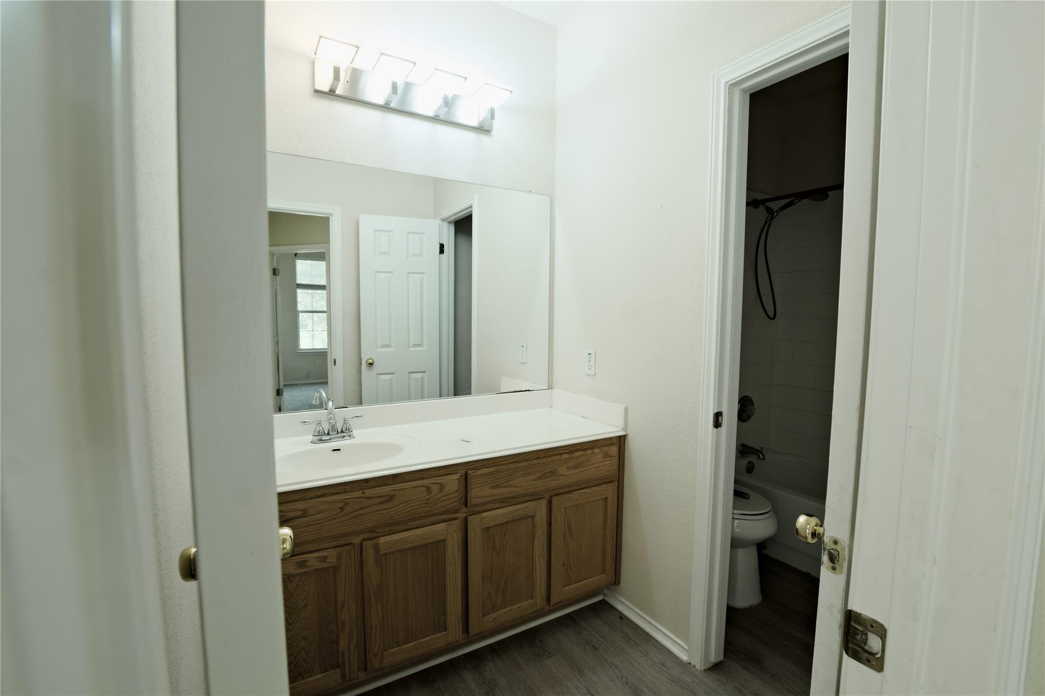 704 Thrush Dr Property Photo 14