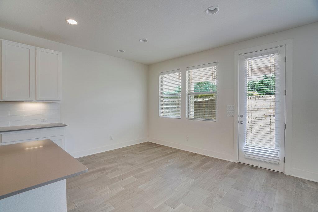9102 Moonstone Dr #22 Property Photo 6