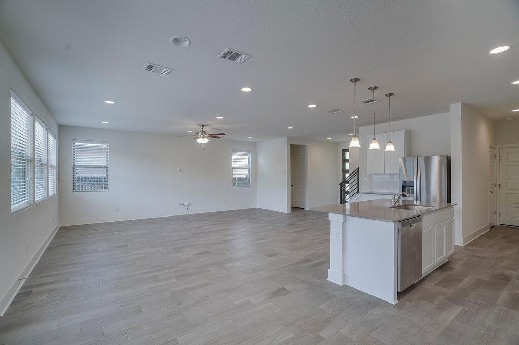 9102 Moonstone Dr #22 Property Photo 7