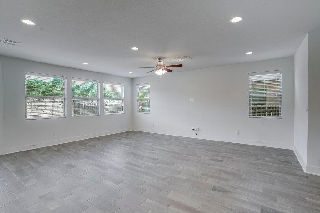 9102 Moonstone Dr #22 Property Photo 9
