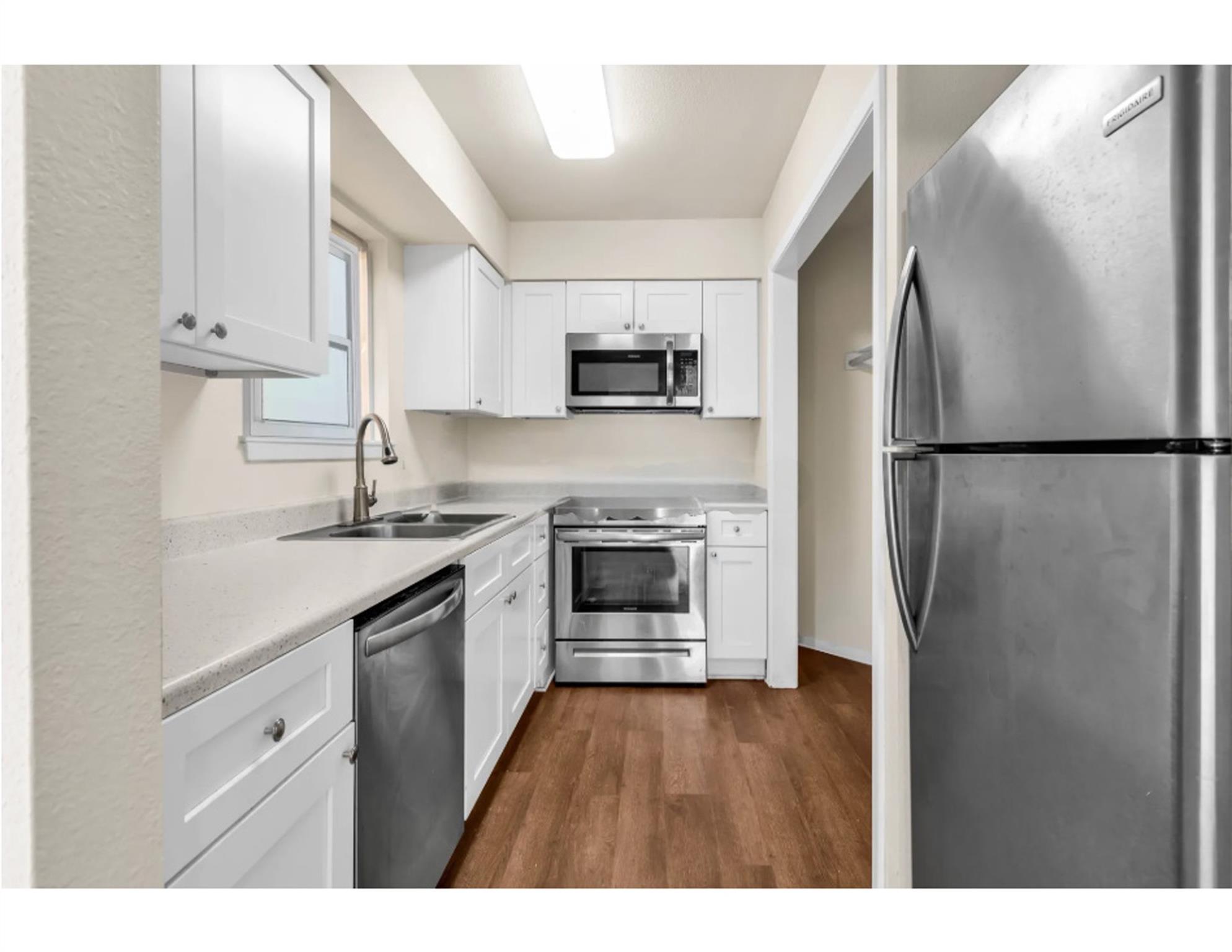 2012 West Loop None Property Photo 5