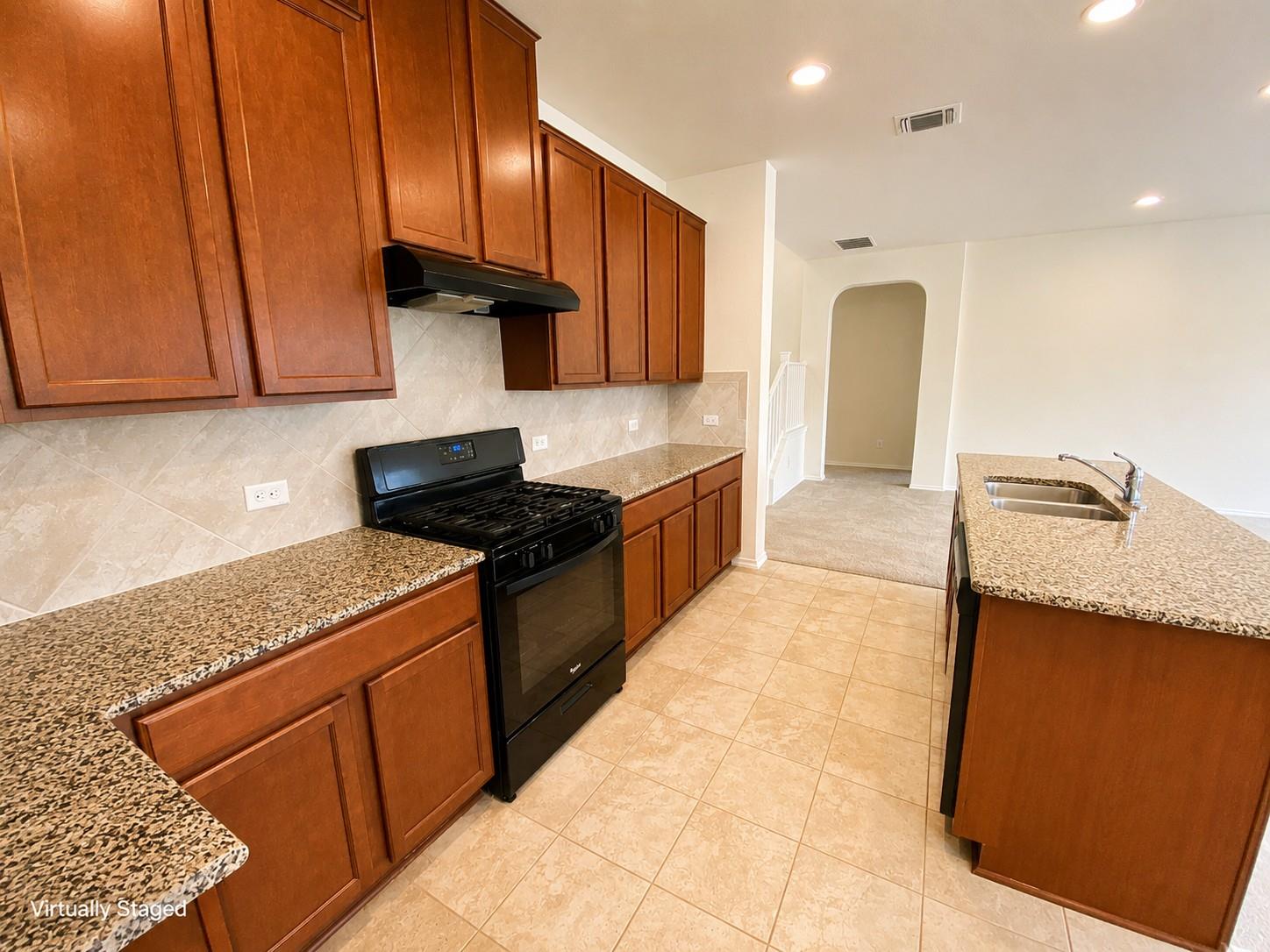 1313 Arbor Acres Loop Property Photo 5