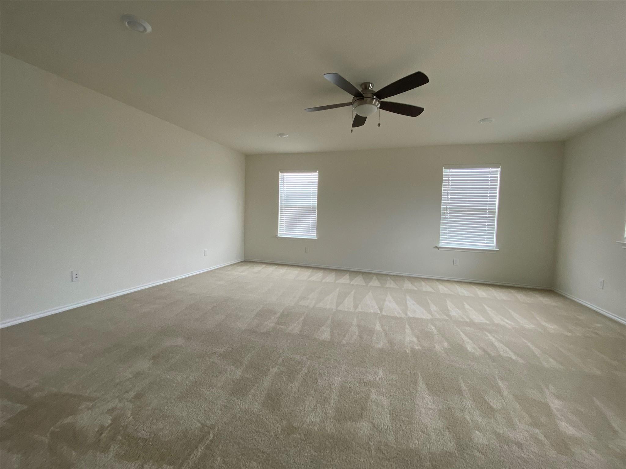 1313 Arbor Acres Loop Property Photo 6
