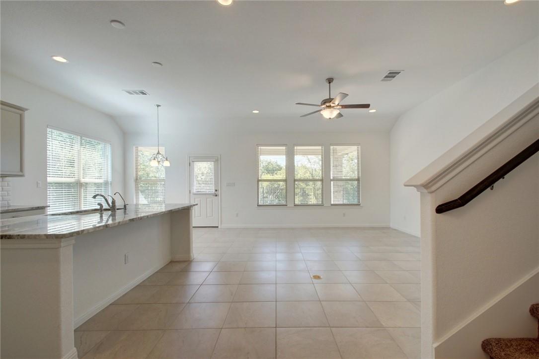 113 Meadow Wood Cv Property Photo 8
