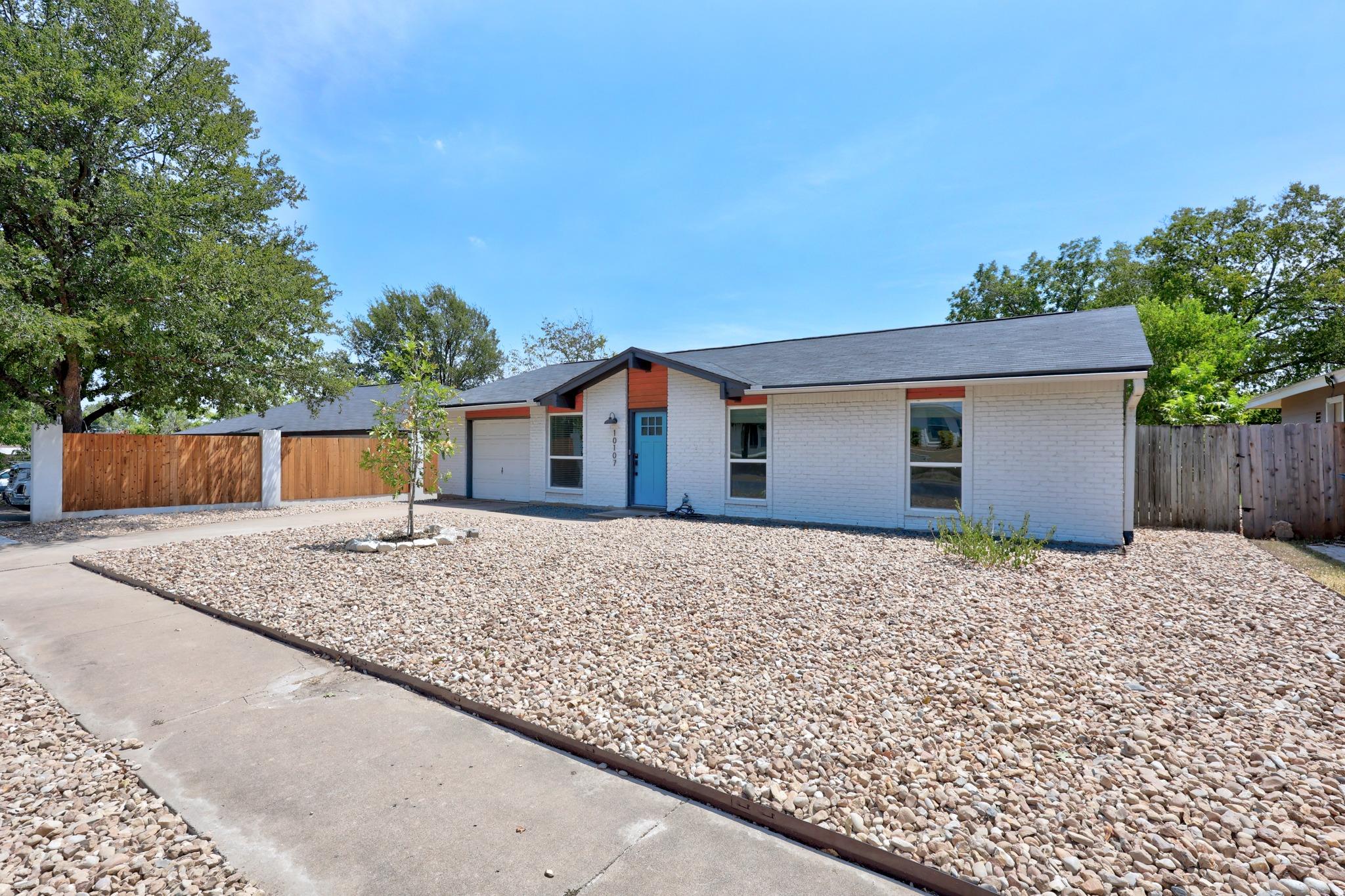 10107 Floyd Dr Property Photo 9