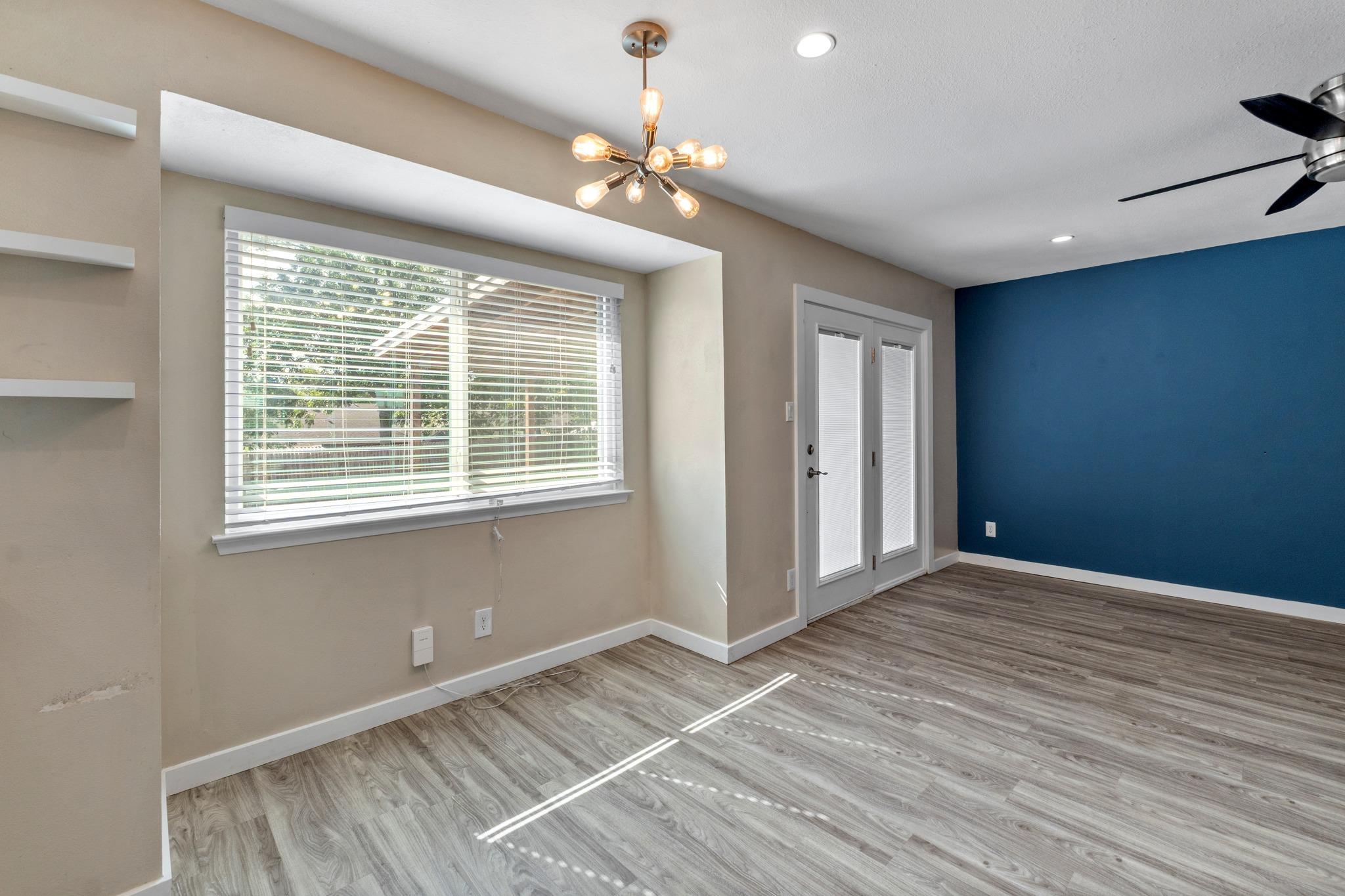 10107 Floyd Dr Property Photo 13