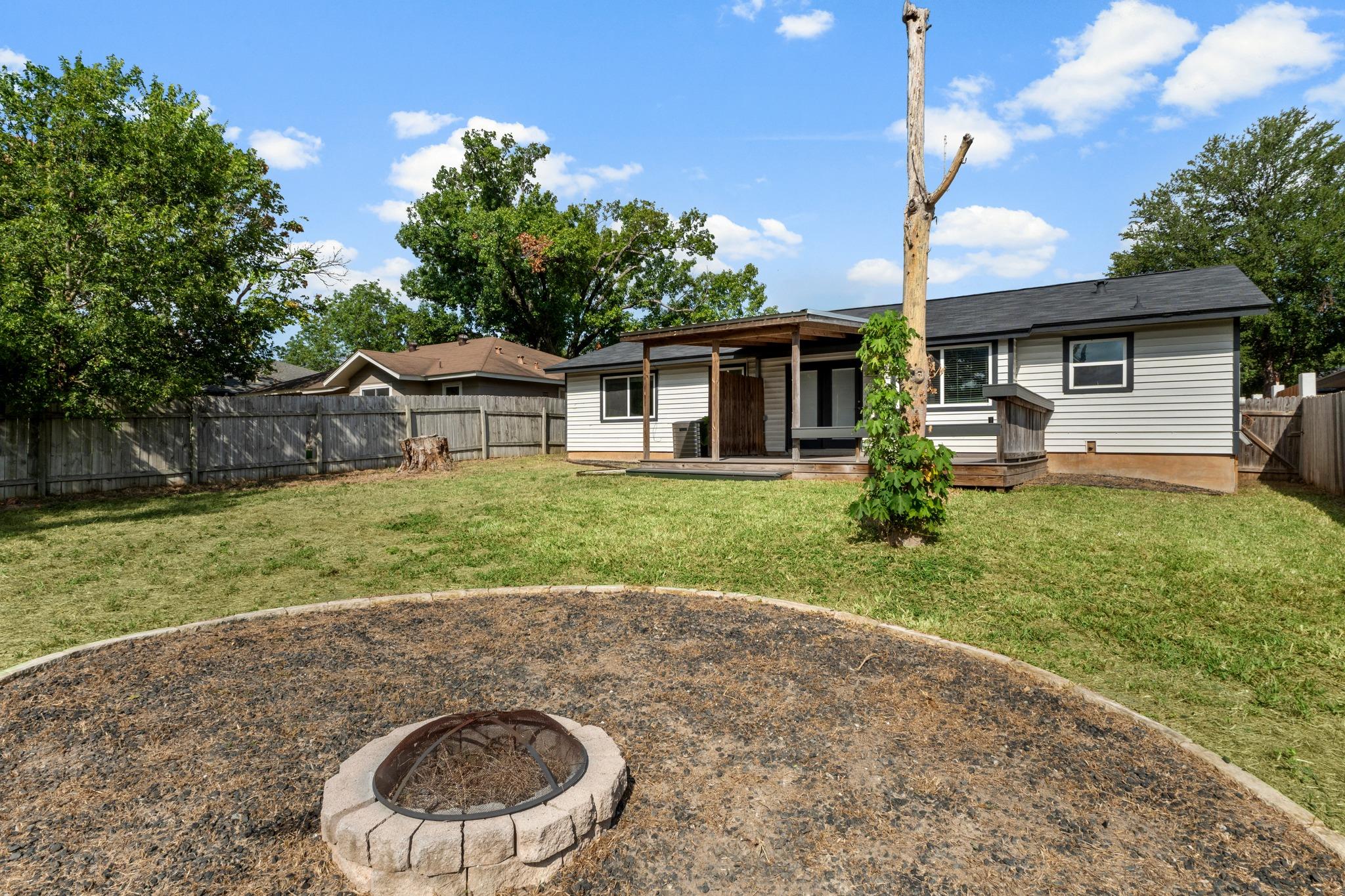 10107 Floyd Dr Property Photo 26