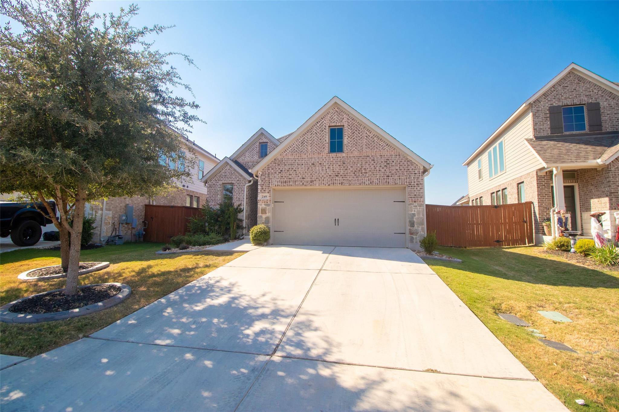 249 Rosebush Dr Property Photo 37