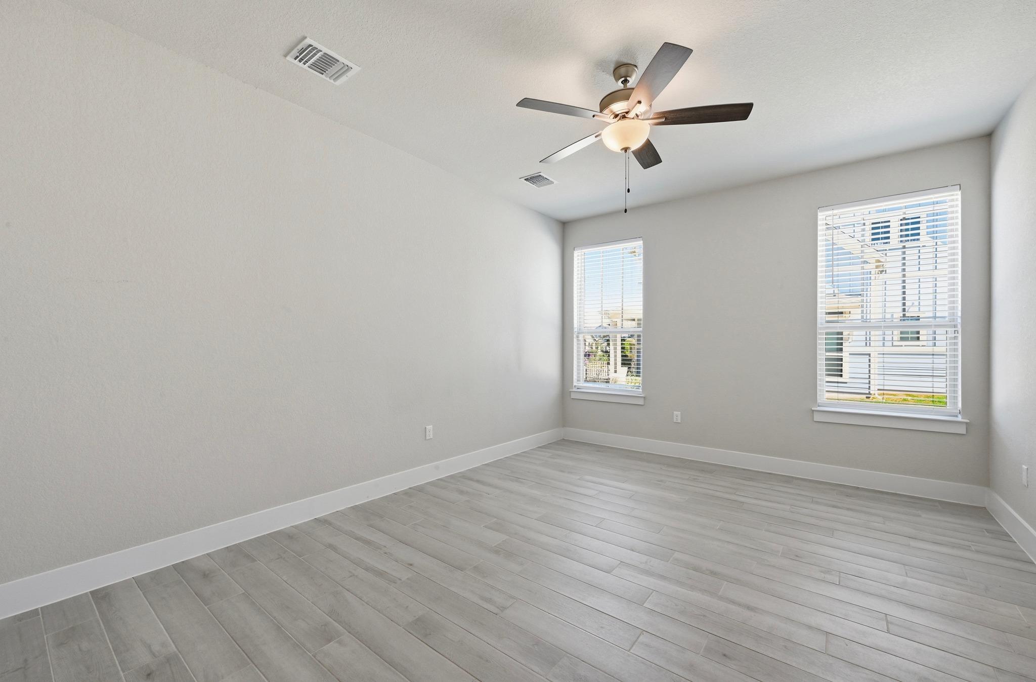 8401 Orizzonte St Property Photo 13
