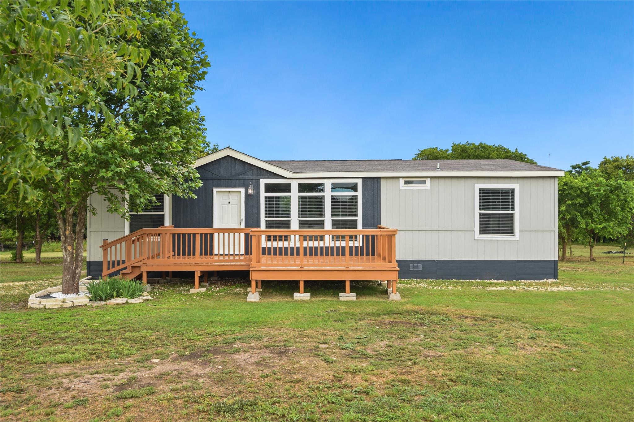 227 Misty Wood Dr Property Photo 1