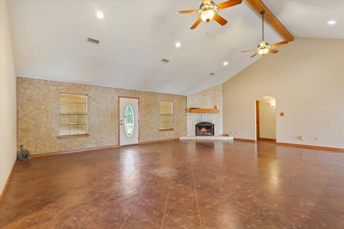 860 Lcr 794 None Property Photo 14