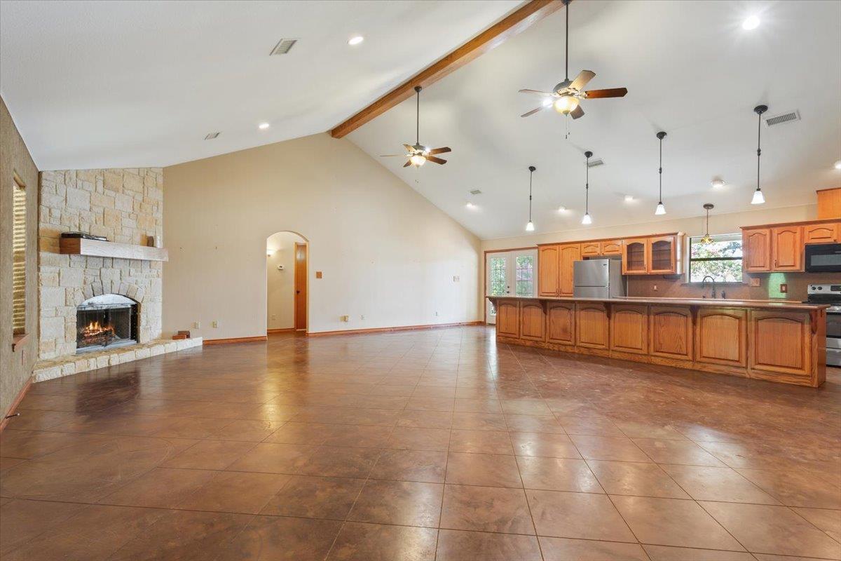 860 Lcr 794 None Property Photo 16