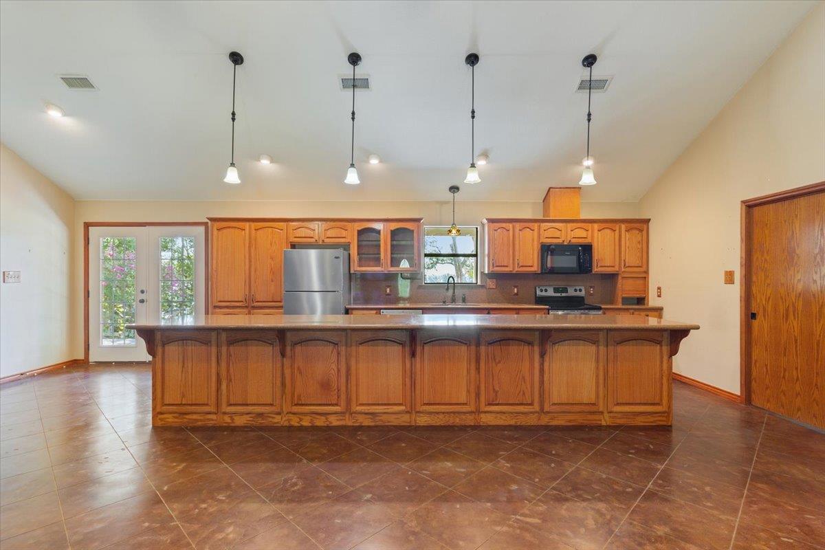 860 Lcr 794 None Property Photo 19
