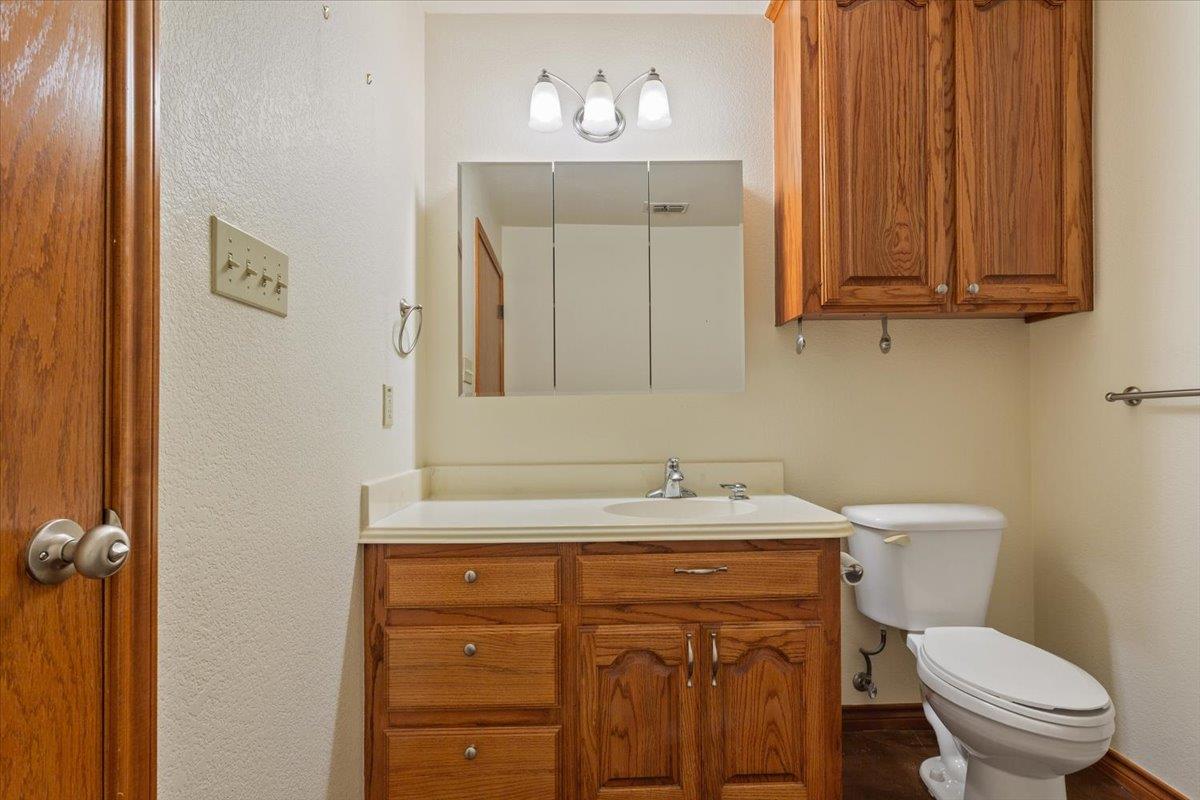 860 Lcr 794 None Property Photo 24