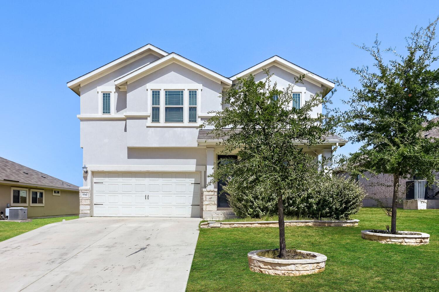 5547 Bellissima Way Property Photo 1