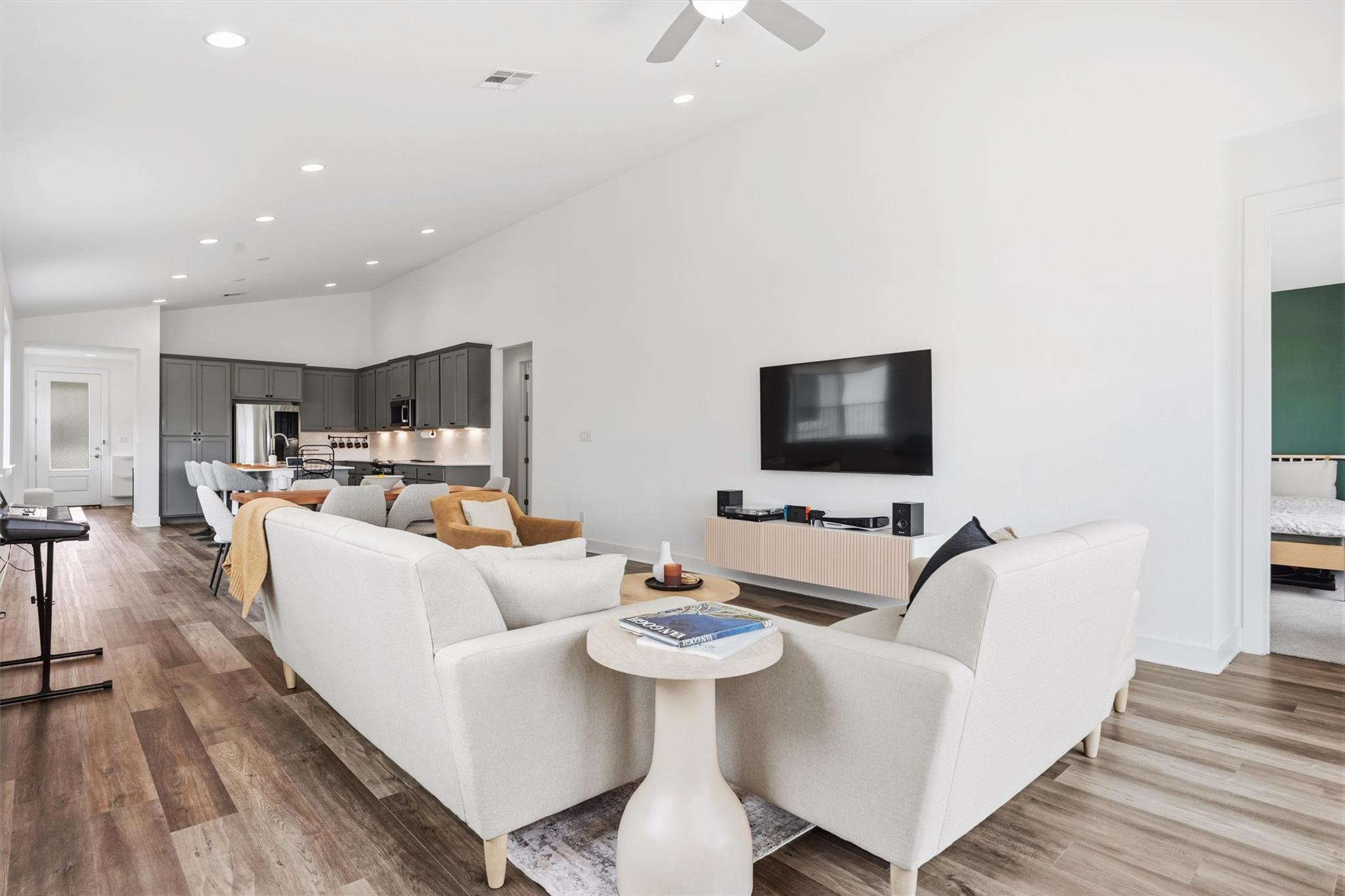 1108 Chapote Ter Property Photo 16